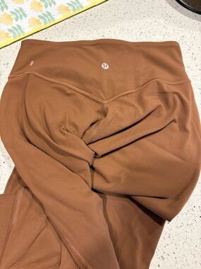 Lululemon High-Rise Joggers in Warm Brown